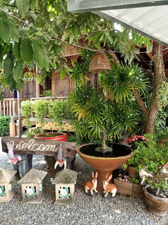 J&J Guesthouse سوكوتايْ المظهر الخارجي الصورة