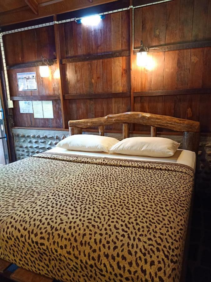 J&J Guesthouse سوكوتايْ المظهر الخارجي الصورة